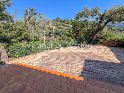 Villa - 80 m² - 4 pièces