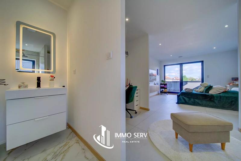 Villa - 260 m² - 7 pièces