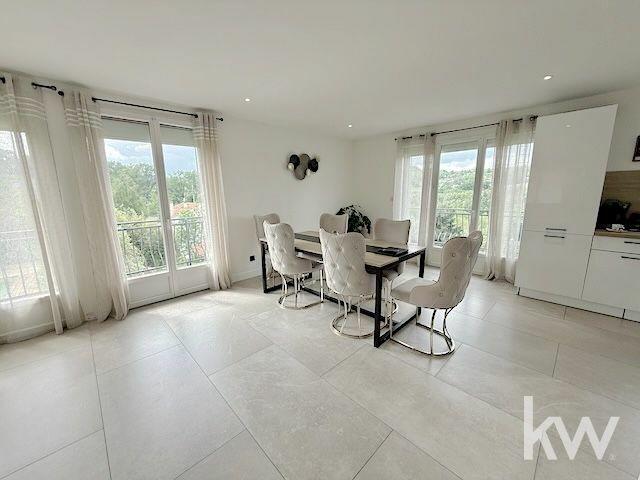 Maison - 135 m² - 7 pièces