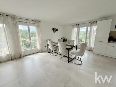 Maison - 135 m² - 7 pièces