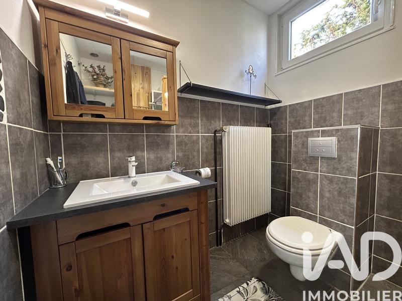 Maison - 176 m² - 8 pièces