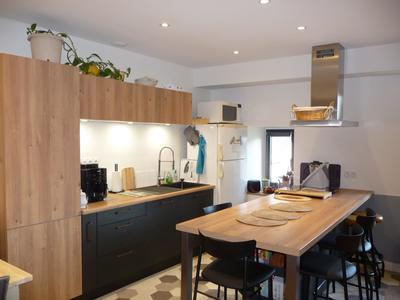 Appartement - 64 m² - 2 pièces