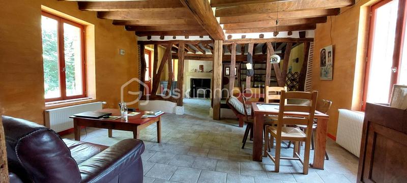 Maison en pierre - 175 m² - 7 pièces