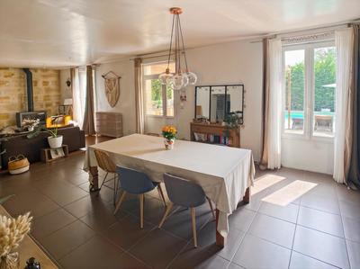 Maison - 160 m² - 5 pièces