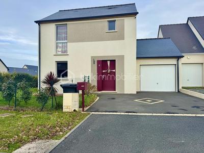 Maison - 90 m² - 4 pièces