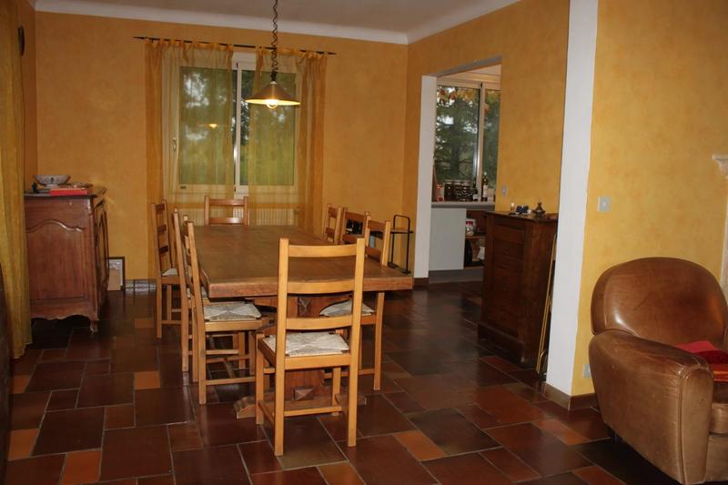 Maison - 197 m² - 8 pièces