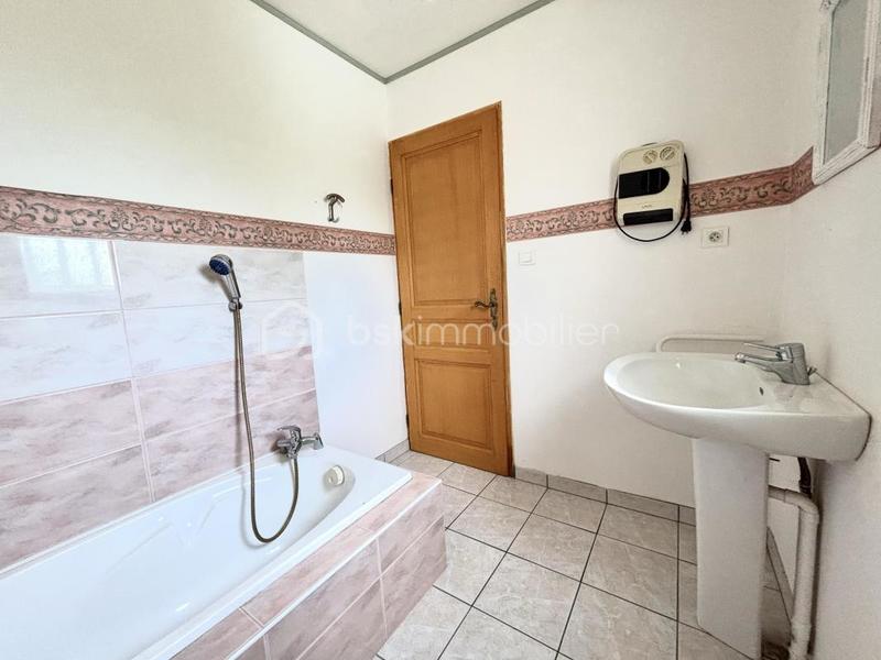 Maison traditionnelle - 150 m² - 5 pièces