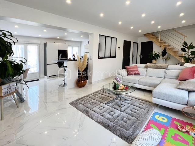 Maison - 145 m² - 6 pièces