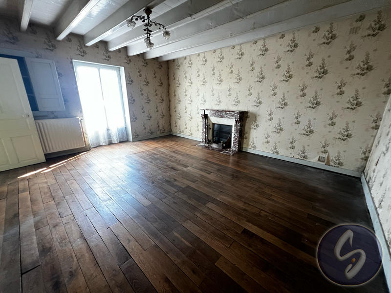 Maison - 111 m² - 5 pièces