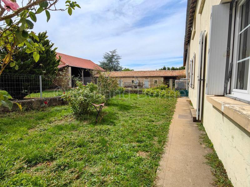 Corps de ferme - 150 m² - 7 pièces