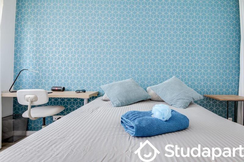 Chambre - 9 m² - 1 pièce