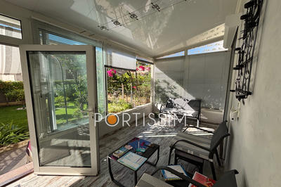 Appartement - 99 m² - 4 pièces