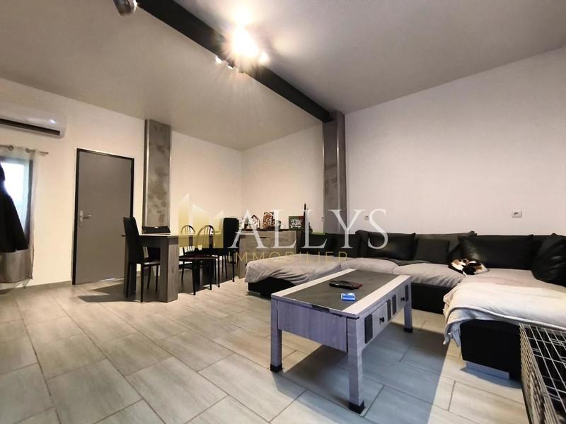 Maison de village - 93 m² - 3 pièces