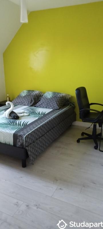 Chambre - 13 m² - 1 pièce