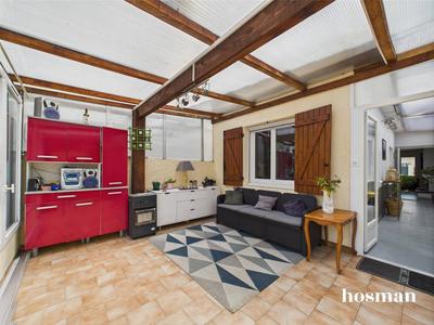 Maison - 90 m² - 5 pièces