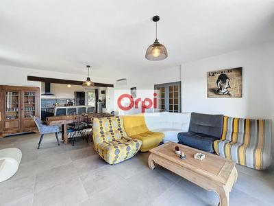 Immeuble - 263 m² - 9 pièces