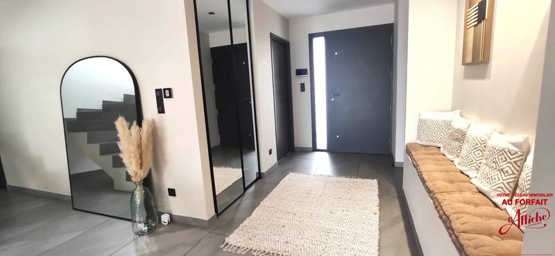 Maison - 177 m² - 5 pièces