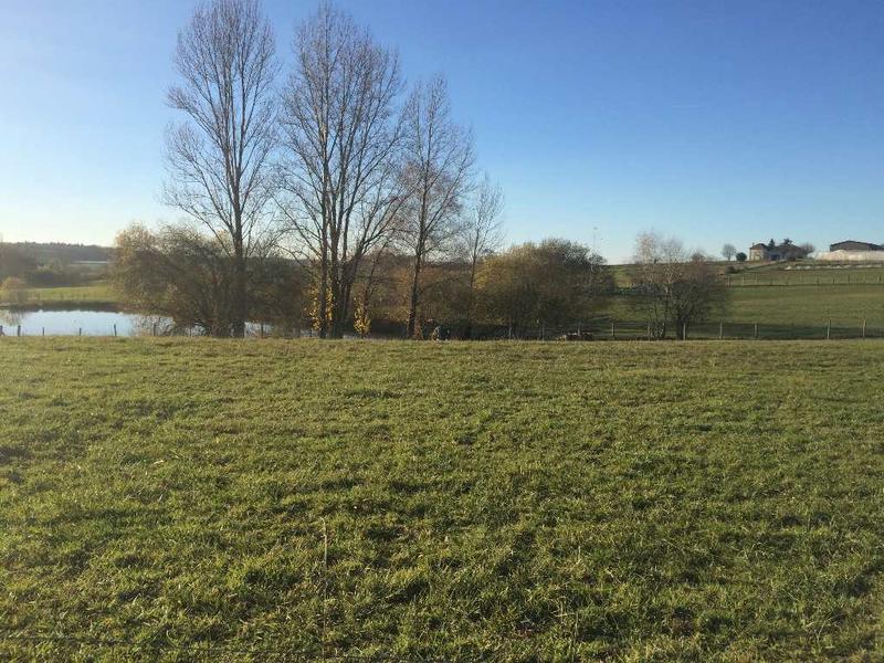 Terrain constructible - 2 737 m²