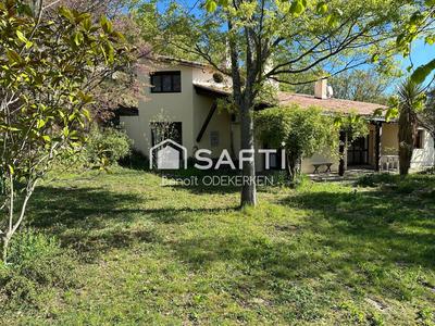 Maison - 191 m² - 8 pièces