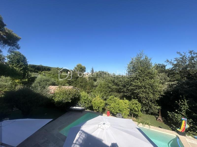 Villa - 312 m² - 7 pièces