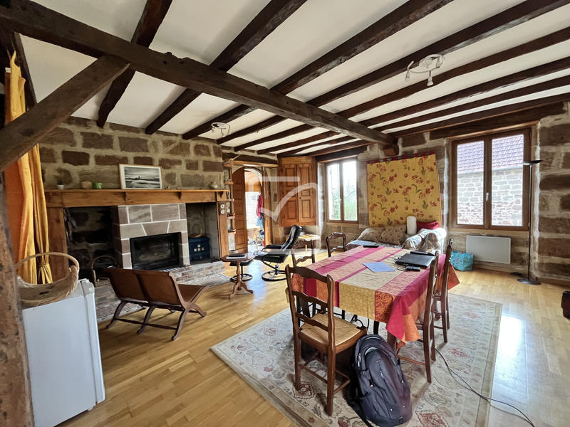 Maison - 110 m² - 6 pièces