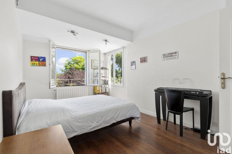 Maison - 177 m² - 8 pièces