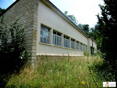 Local d'activités - 378 m²