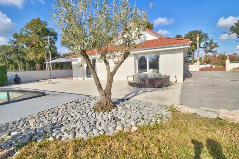 Maison - 164 m² - 6 pièces