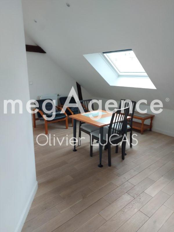 Maison - 280 m² - 10 pièces
