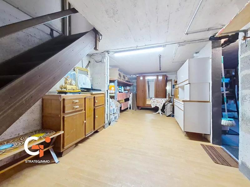 Maison - 90 m² - 5 pièces