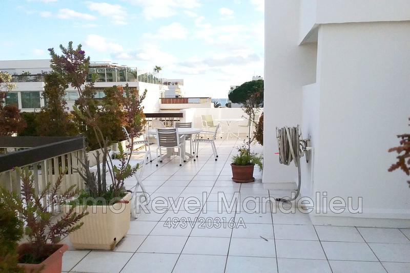 Appartement - 122 m² - 5 pièces