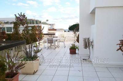 Appartement - 122 m² - 5 pièces