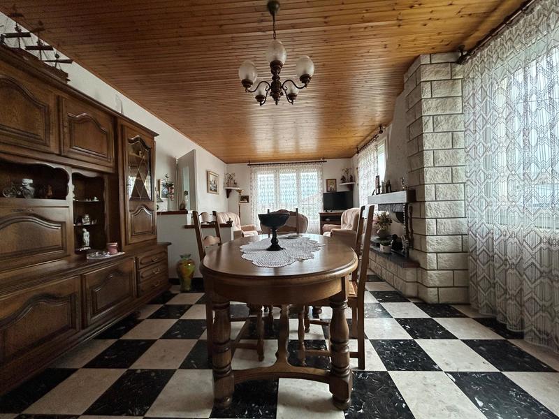 Maison - 112 m² - 5 pièces