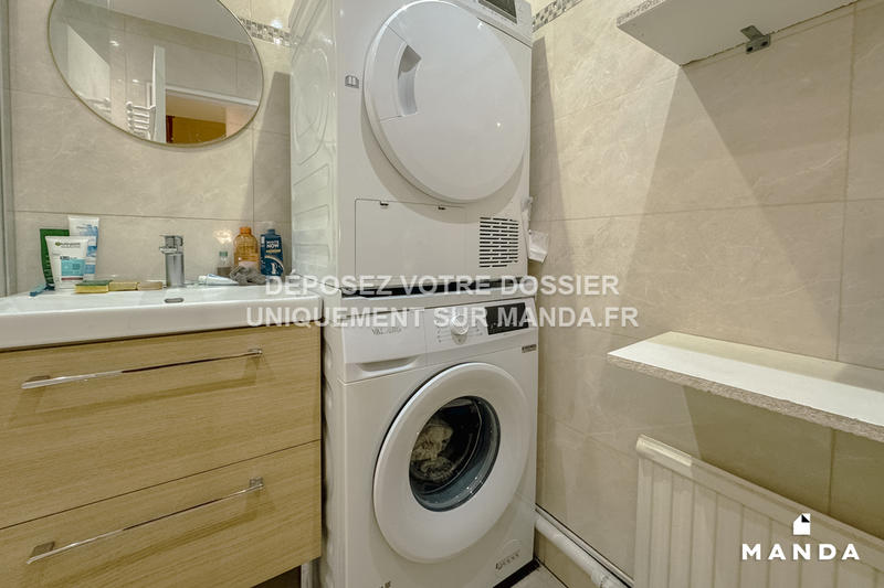 Chambre - 9 m² - 5 pièces