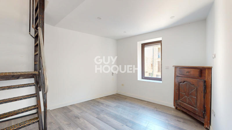 Maison - 180 m² - 7 pièces