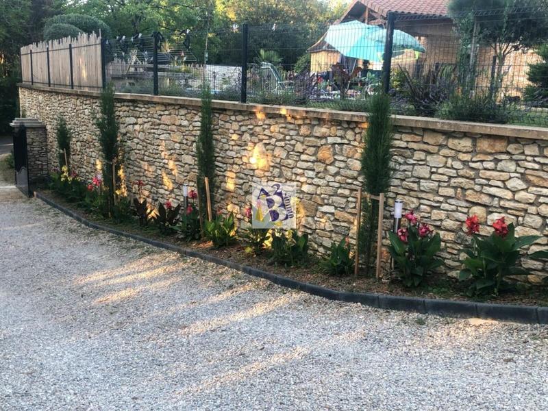 Maison en pierre - 181 m² - 7 pièces