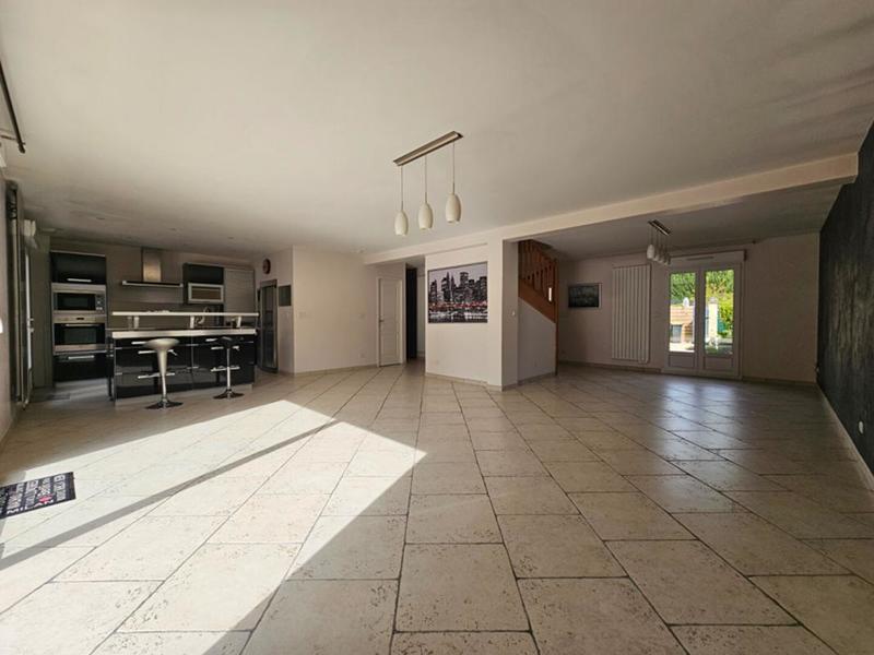 Maison - 166 m² - 6 pièces