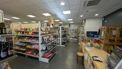 Fonds de commerce - 360 m²