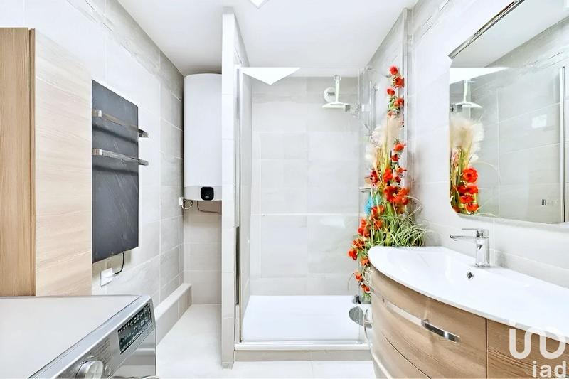 Appartement - 81 m² - 4 pièces