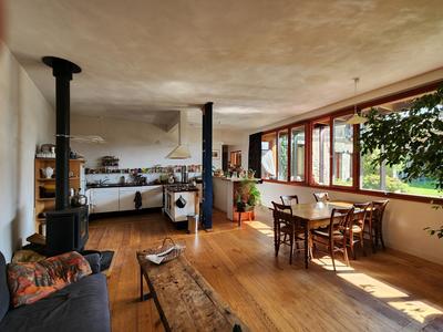 Maison - 235 m² - 8 pièces