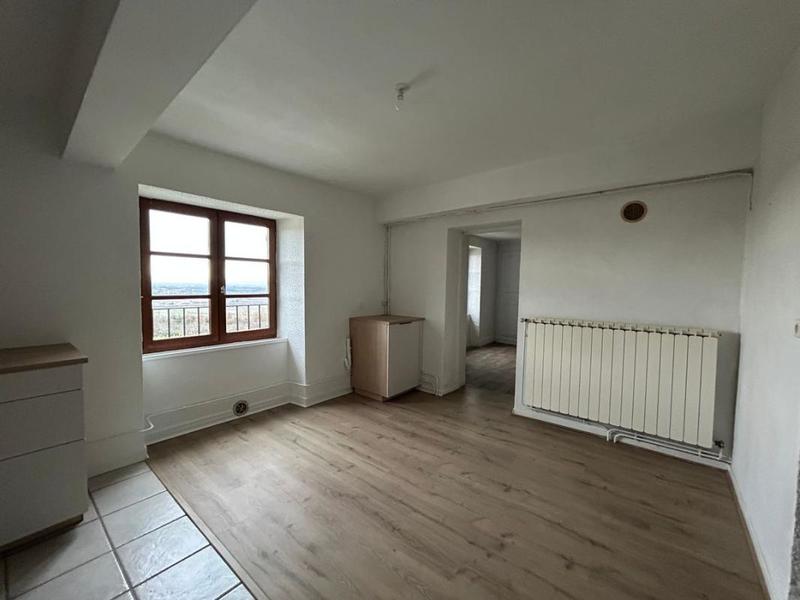 Corps de ferme - 107 m² - 3 pièces