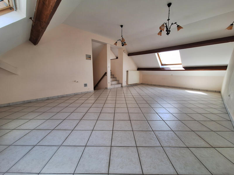 Maison - 166 m² - 9 pièces