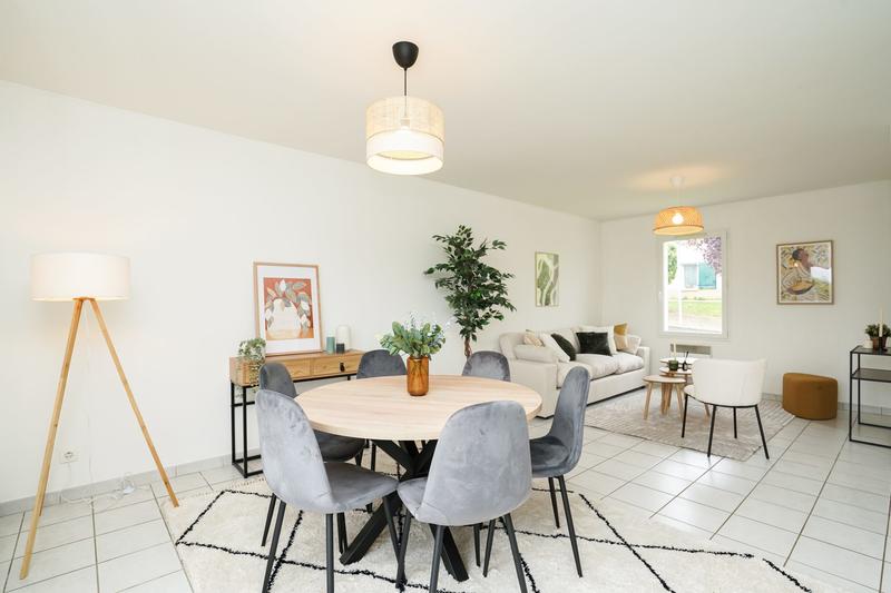 Maison - 92 m² - 5 pièces