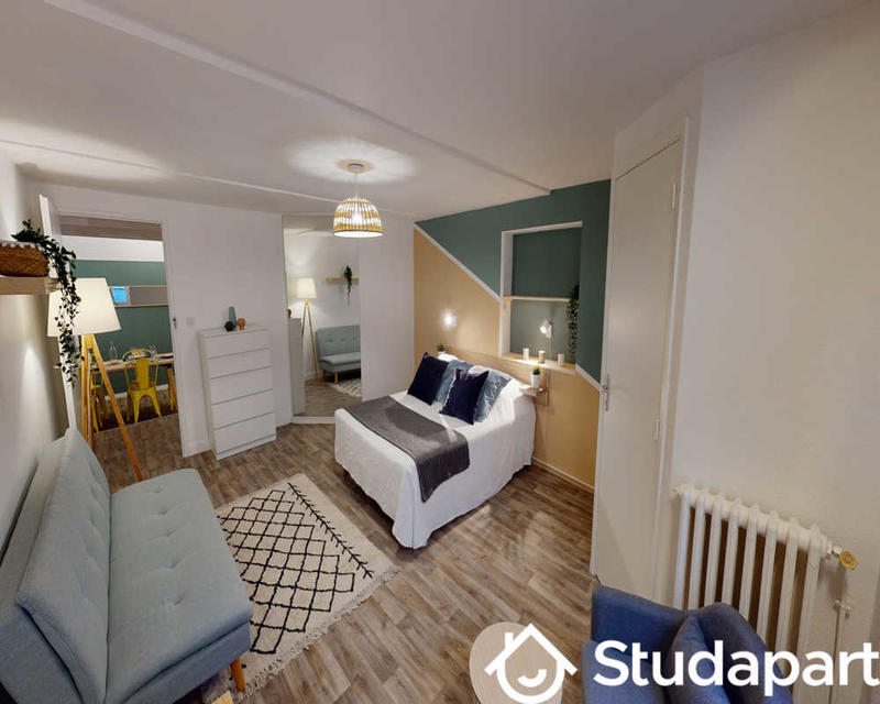 Chambre - 140 m² - 1 pièce