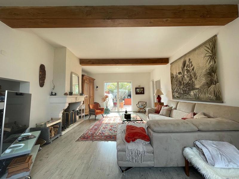 Maison - 180 m² - 6 pièces