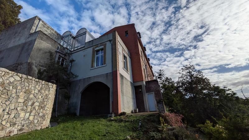 Appartement - 125 m² - 4 pièces