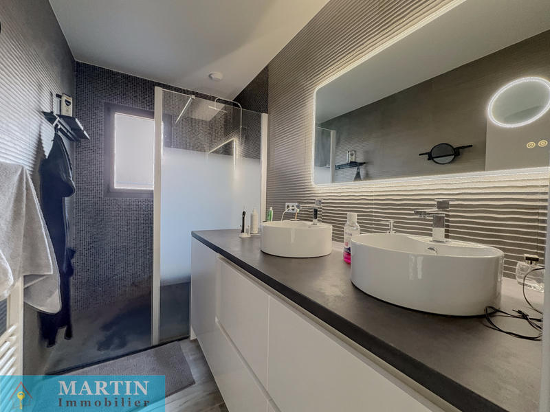 Villa - 151 m² - 6 pièces