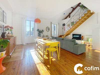 Appartement - 96 m² - 4 pièces