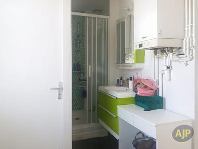 Appartement - 49 m² - 2 pièces