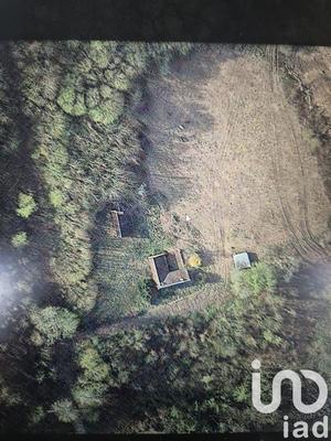 Terrain - 137 452 m²